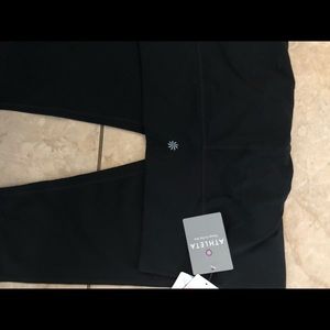 Athleta Pants - Nwt Athleta Chaturanga Capris in Black XL Athleta Pants - Nwt Athleta Chaturanga Capris in Black XL